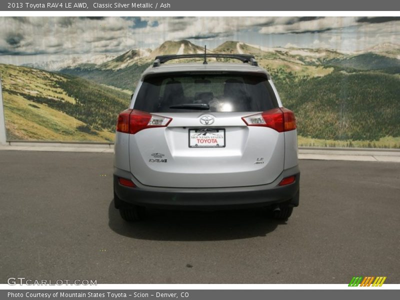 Classic Silver Metallic / Ash 2013 Toyota RAV4 LE AWD