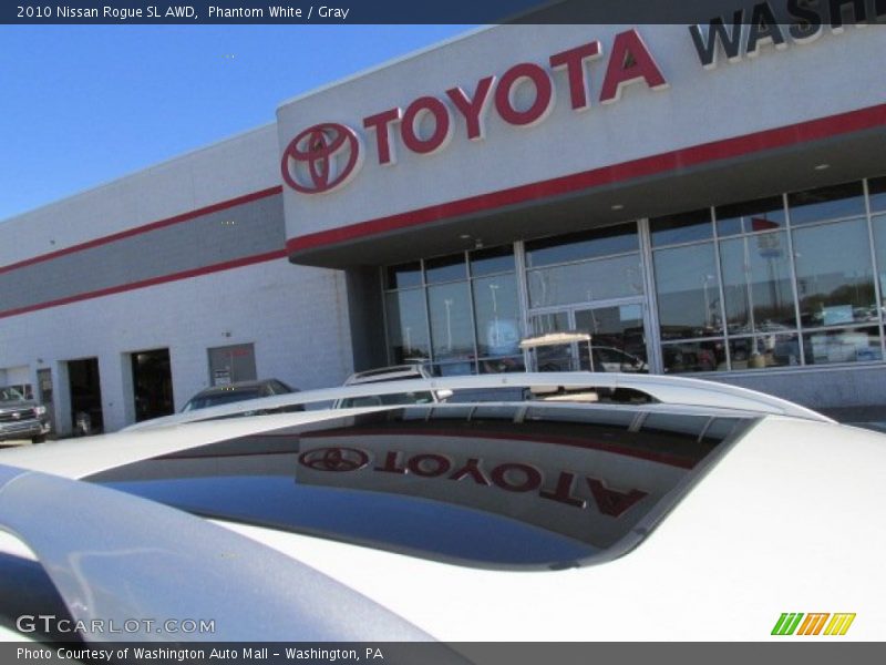 Phantom White / Gray 2010 Nissan Rogue SL AWD