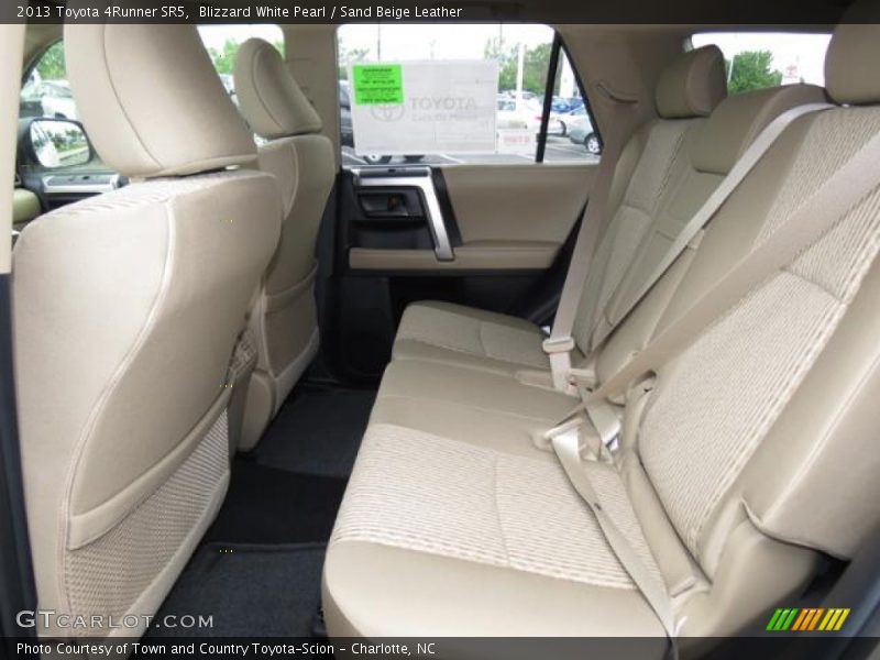 Blizzard White Pearl / Sand Beige Leather 2013 Toyota 4Runner SR5