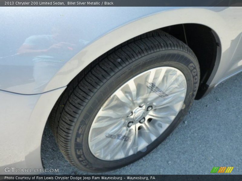 Billet Silver Metallic / Black 2013 Chrysler 200 Limited Sedan