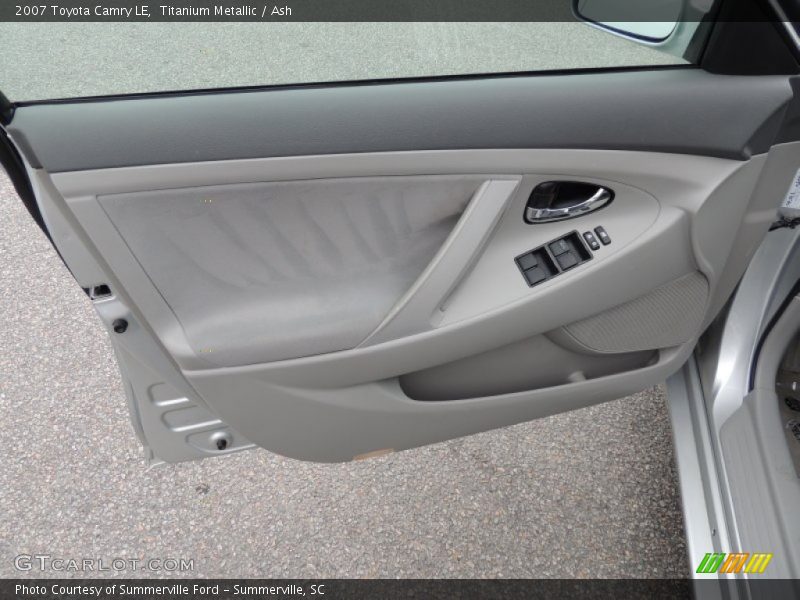 Titanium Metallic / Ash 2007 Toyota Camry LE