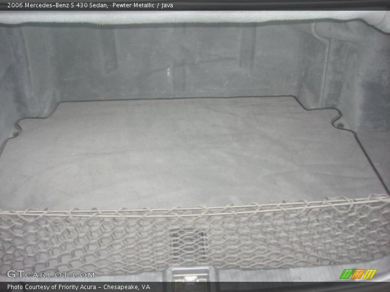  2006 S 430 Sedan Trunk