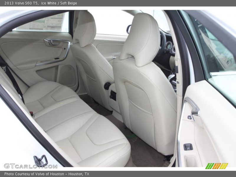 Ice White / Soft Beige 2013 Volvo S60 T5
