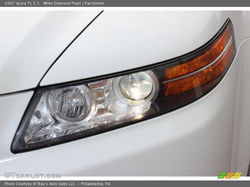White Diamond Pearl / Parchment 2007 Acura TL 3.2