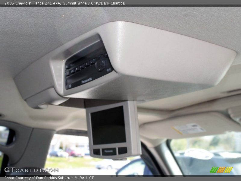 Summit White / Gray/Dark Charcoal 2005 Chevrolet Tahoe Z71 4x4