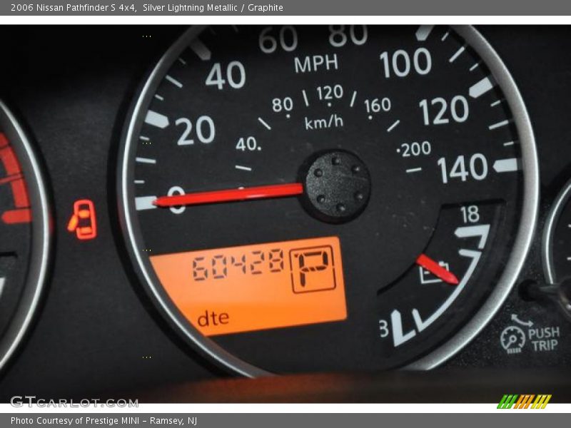 Silver Lightning Metallic / Graphite 2006 Nissan Pathfinder S 4x4