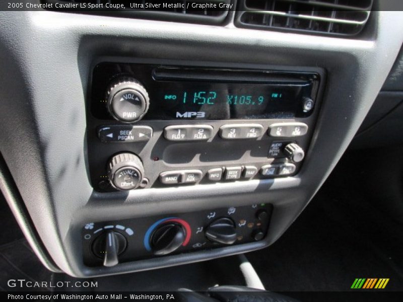 Ultra Silver Metallic / Graphite Gray 2005 Chevrolet Cavalier LS Sport Coupe