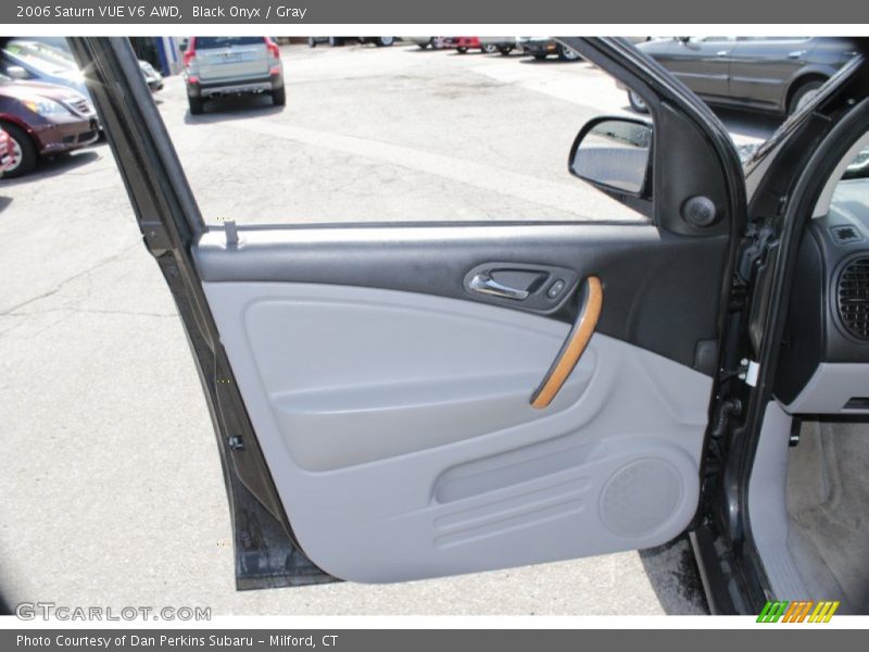 Black Onyx / Gray 2006 Saturn VUE V6 AWD