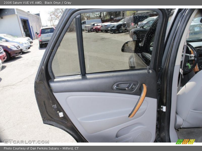 Black Onyx / Gray 2006 Saturn VUE V6 AWD