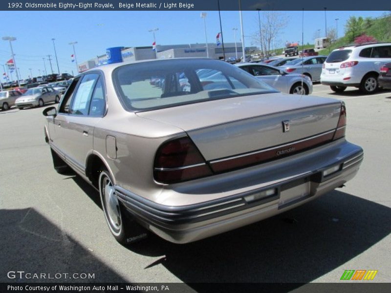 Beige Metallic / Light Beige 1992 Oldsmobile Eighty-Eight Royale