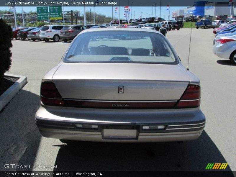 Beige Metallic / Light Beige 1992 Oldsmobile Eighty-Eight Royale