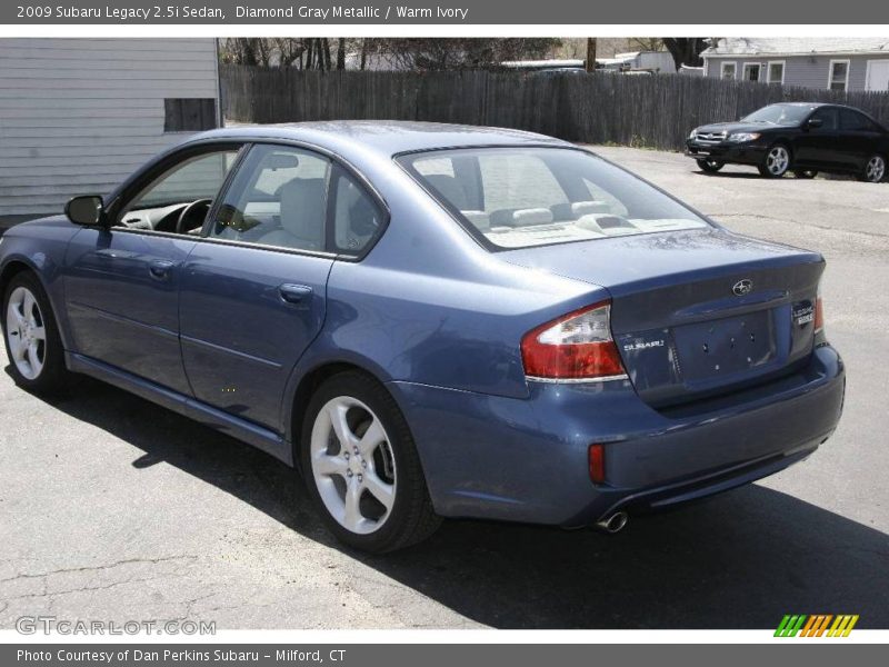 Diamond Gray Metallic / Warm Ivory 2009 Subaru Legacy 2.5i Sedan