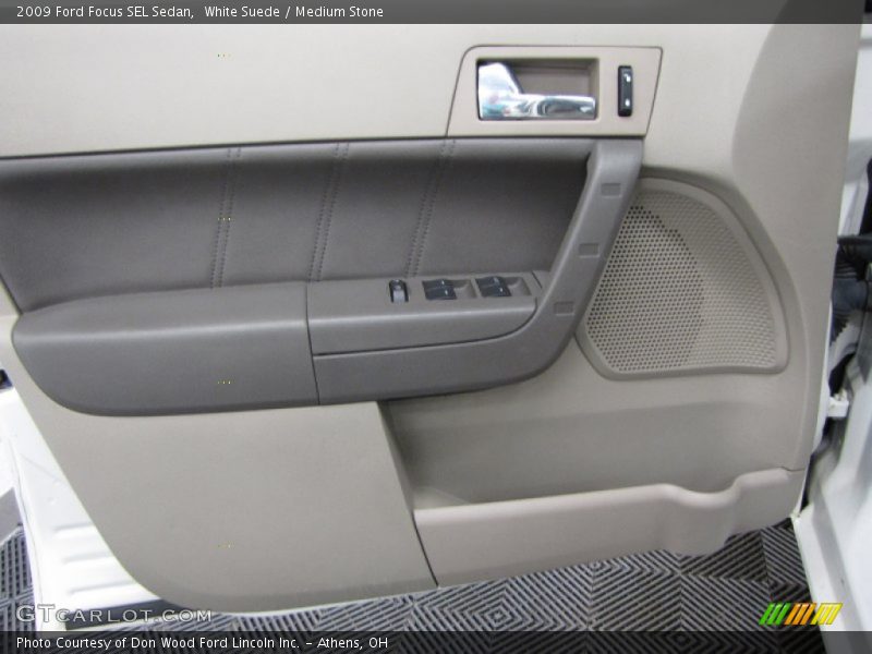 White Suede / Medium Stone 2009 Ford Focus SEL Sedan