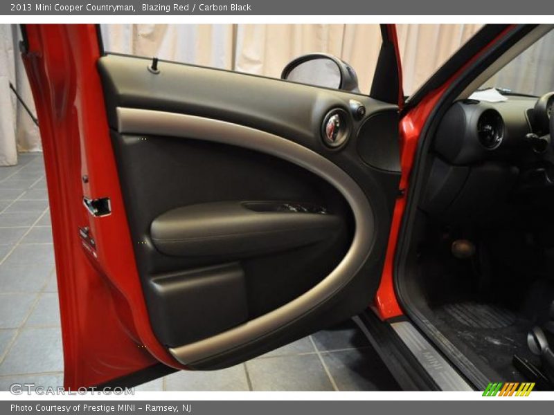 Blazing Red / Carbon Black 2013 Mini Cooper Countryman