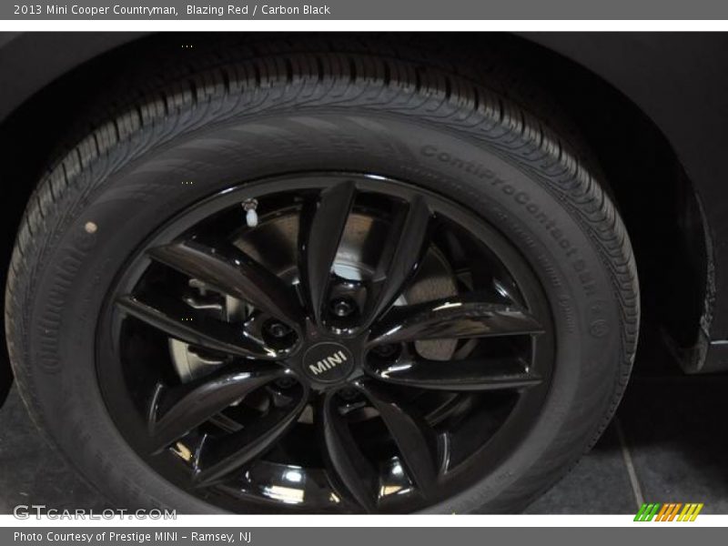 Blazing Red / Carbon Black 2013 Mini Cooper Countryman
