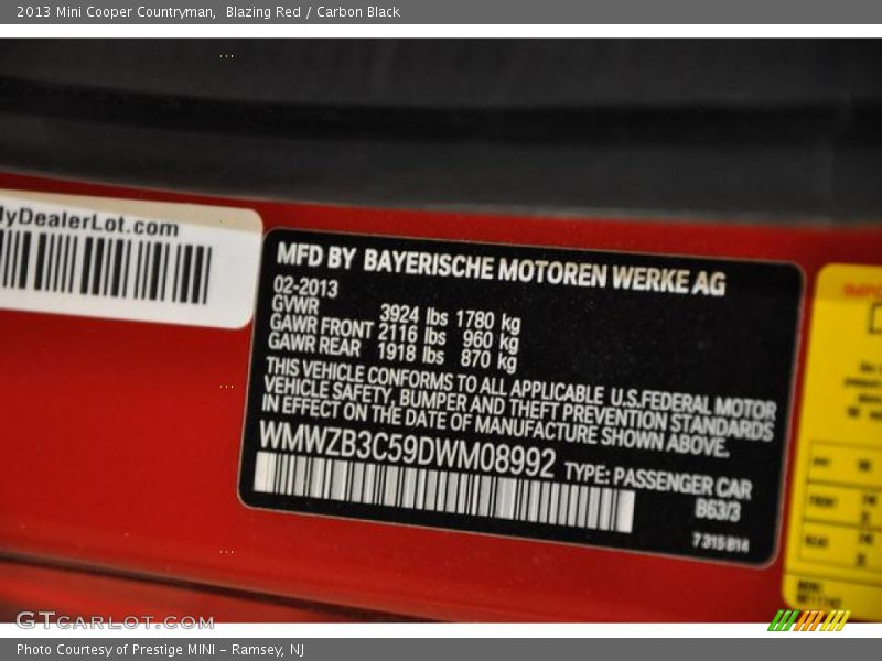 Blazing Red / Carbon Black 2013 Mini Cooper Countryman
