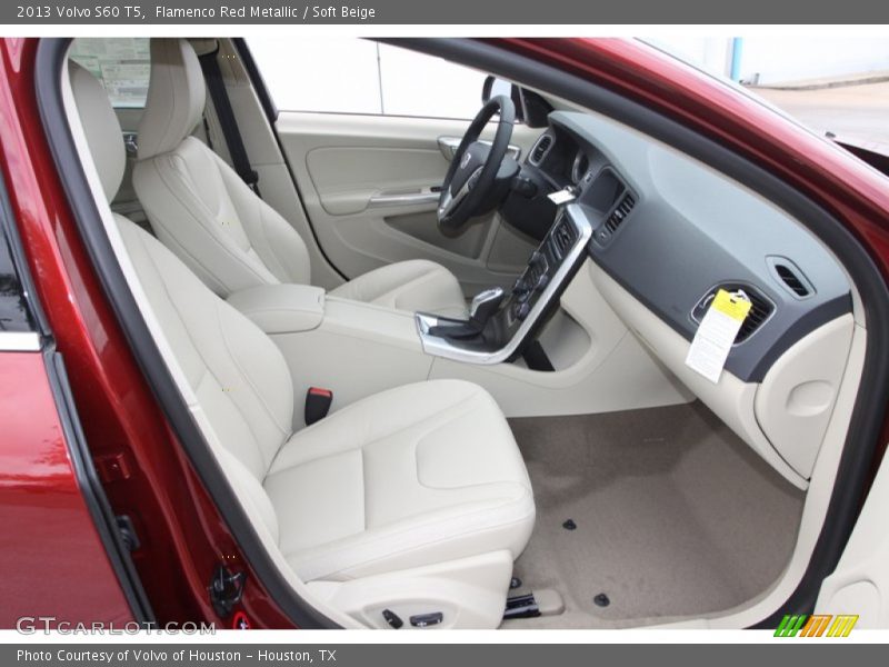 Flamenco Red Metallic / Soft Beige 2013 Volvo S60 T5