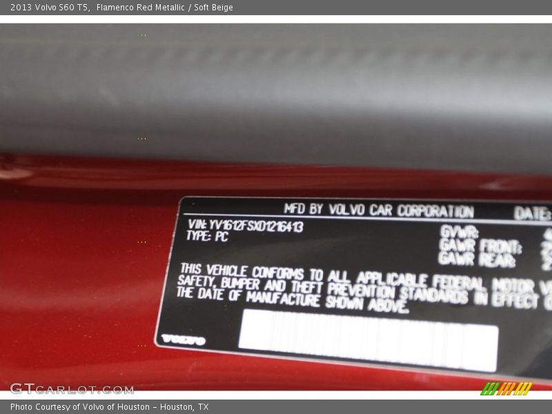 Flamenco Red Metallic / Soft Beige 2013 Volvo S60 T5