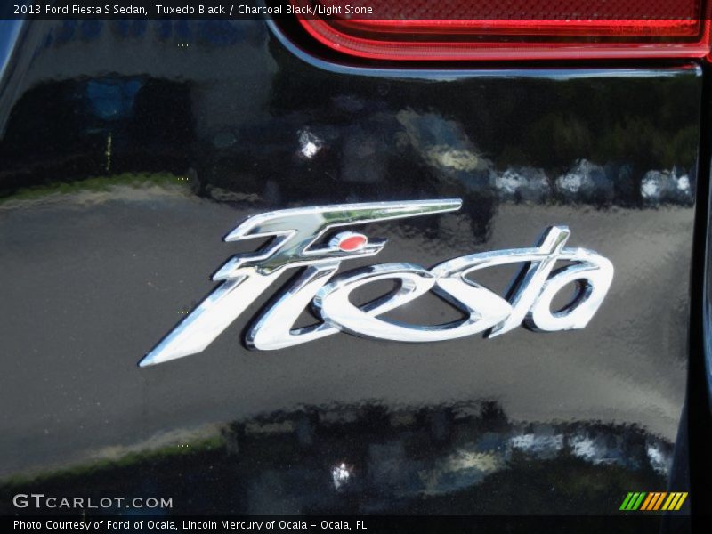 Tuxedo Black / Charcoal Black/Light Stone 2013 Ford Fiesta S Sedan