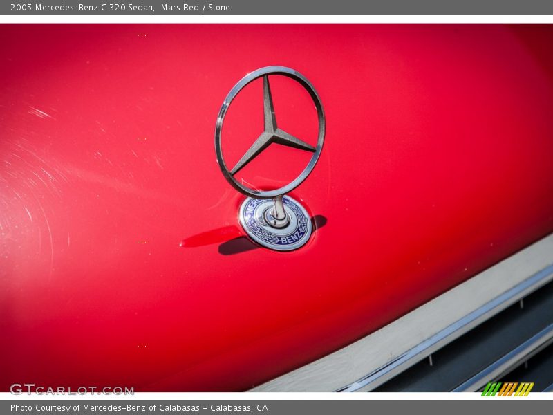 Hood ornament - 2005 Mercedes-Benz C 320 Sedan