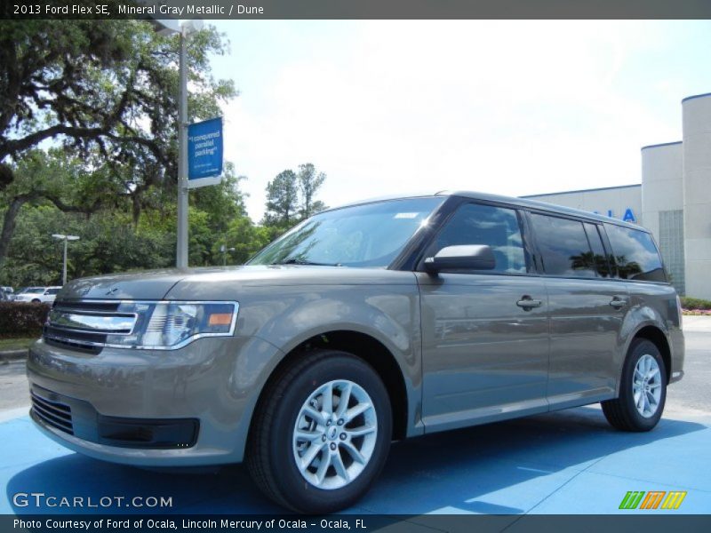 Mineral Gray Metallic / Dune 2013 Ford Flex SE