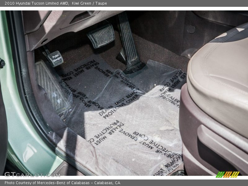 Kiwi Green / Taupe 2010 Hyundai Tucson Limited AWD