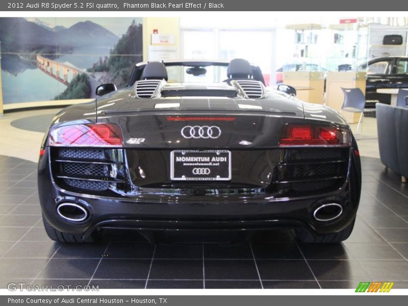 Phantom Black Pearl Effect / Black 2012 Audi R8 Spyder 5.2 FSI quattro