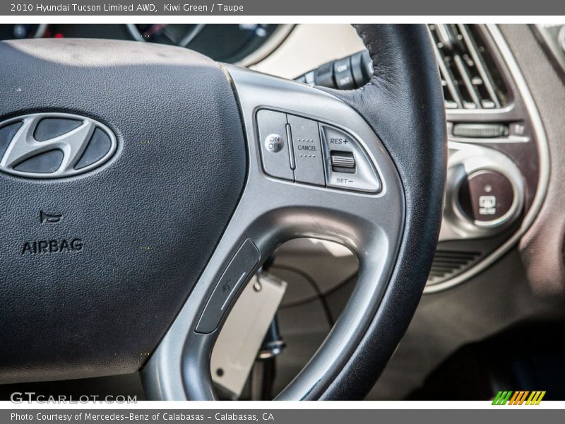 Controls of 2010 Tucson Limited AWD