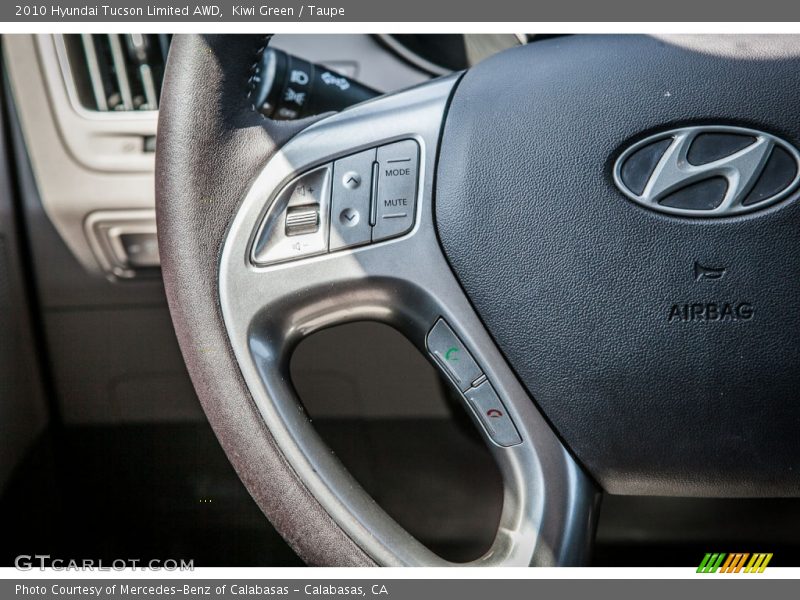 Controls of 2010 Tucson Limited AWD