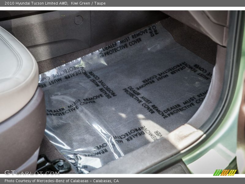 Kiwi Green / Taupe 2010 Hyundai Tucson Limited AWD