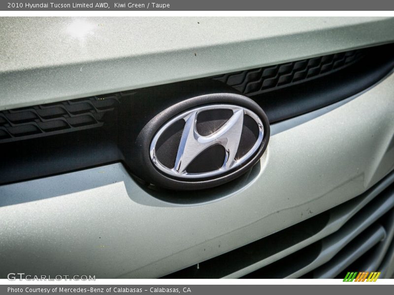Kiwi Green / Taupe 2010 Hyundai Tucson Limited AWD