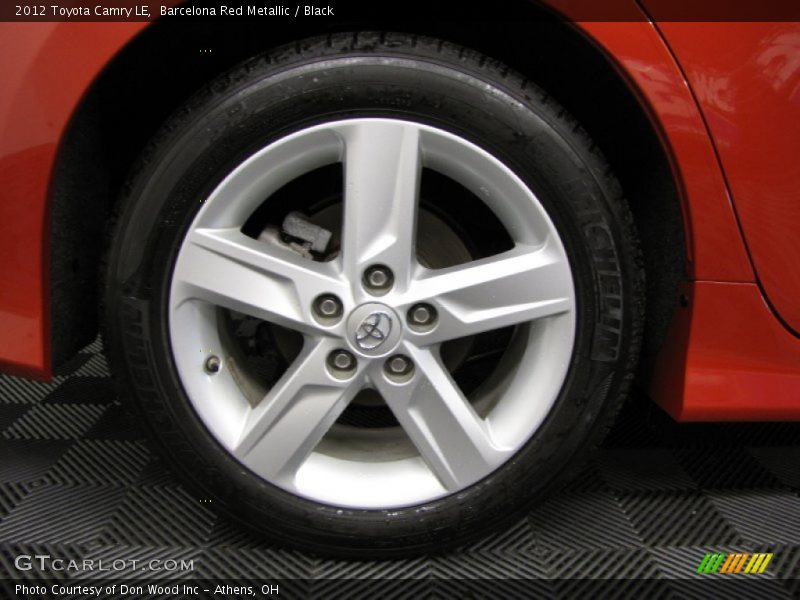 Barcelona Red Metallic / Black 2012 Toyota Camry LE