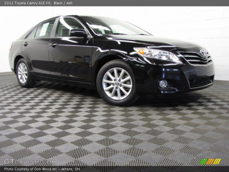 Black / Ash 2011 Toyota Camry XLE V6