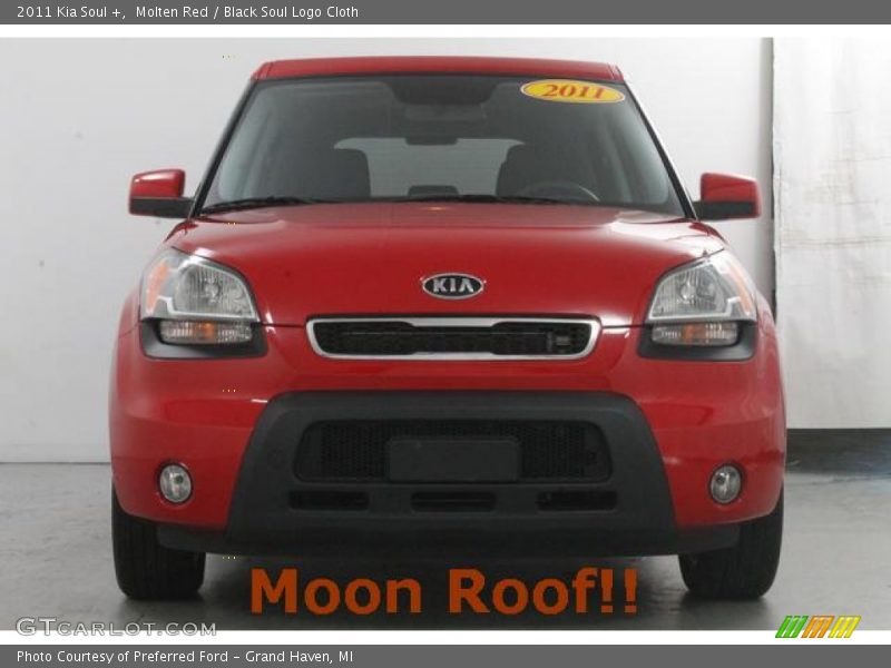 Molten Red / Black Soul Logo Cloth 2011 Kia Soul +