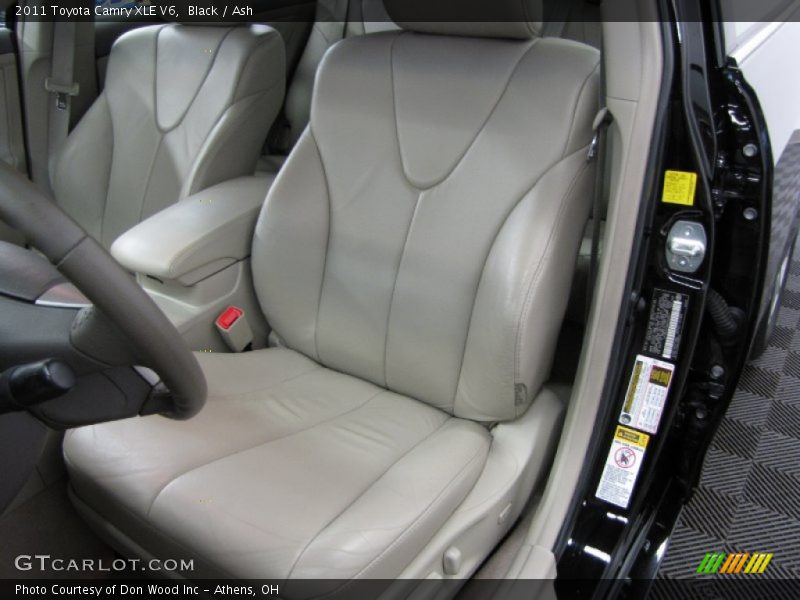 Black / Ash 2011 Toyota Camry XLE V6