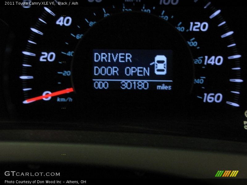Black / Ash 2011 Toyota Camry XLE V6