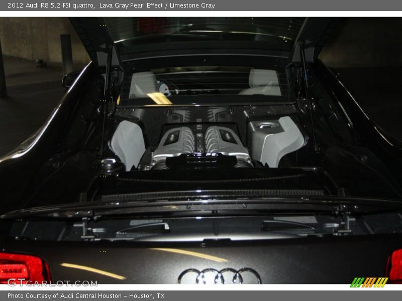  2012 R8 5.2 FSI quattro Engine - 5.2 Liter FSI DOHC 40-Valve VVT V10