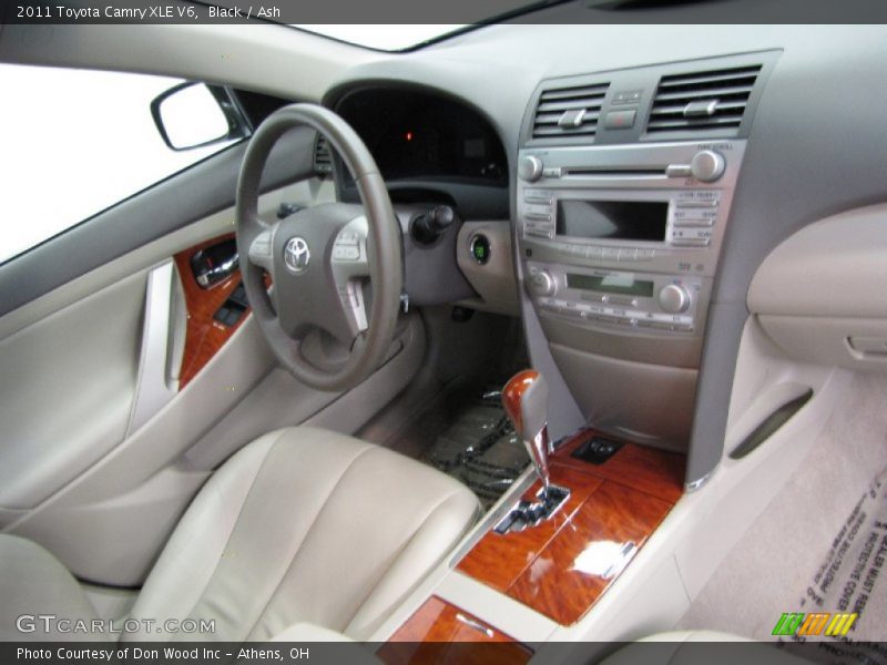 Black / Ash 2011 Toyota Camry XLE V6