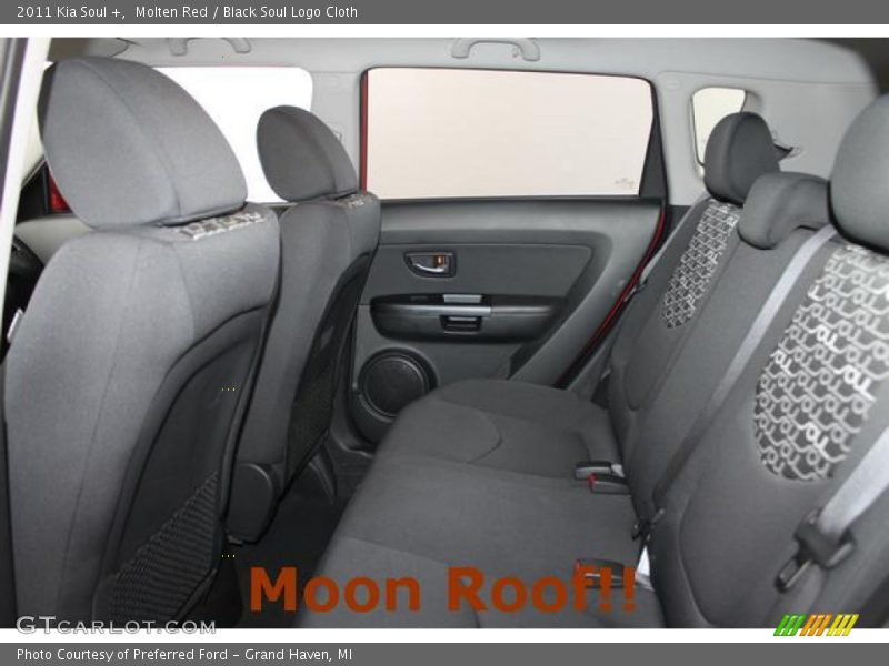 Molten Red / Black Soul Logo Cloth 2011 Kia Soul +