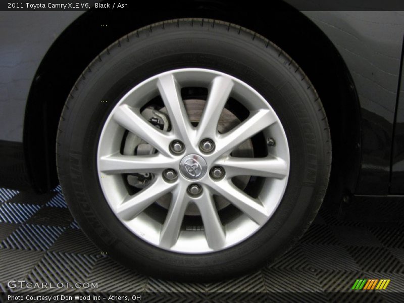 Black / Ash 2011 Toyota Camry XLE V6
