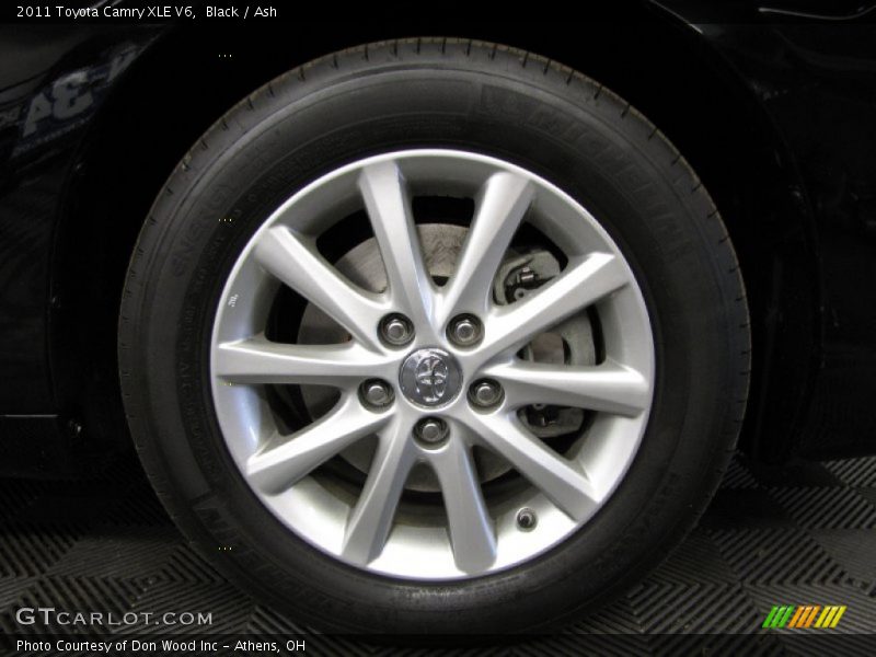 Black / Ash 2011 Toyota Camry XLE V6