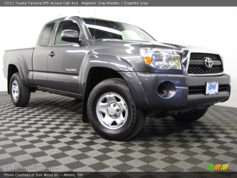 Magnetic Gray Metallic / Graphite Gray 2011 Toyota Tacoma SR5 Access Cab 4x4