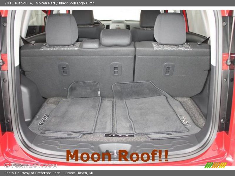 Molten Red / Black Soul Logo Cloth 2011 Kia Soul +