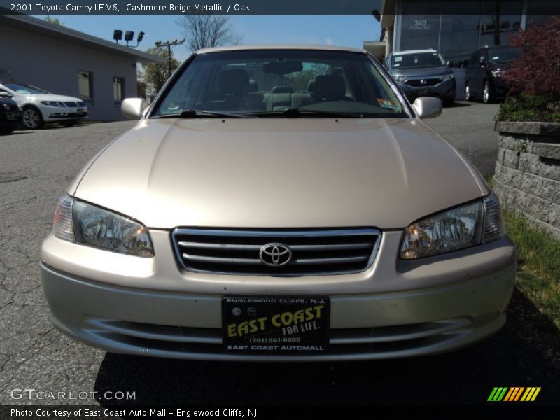 Cashmere Beige Metallic / Oak 2001 Toyota Camry LE V6