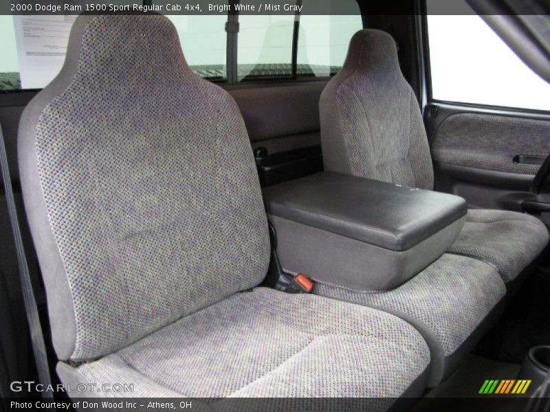 Front Seat of 2000 Ram 1500 Sport Regular Cab 4x4