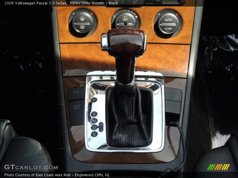 Reflex Silver Metallic / Black 2006 Volkswagen Passat 3.6 Sedan