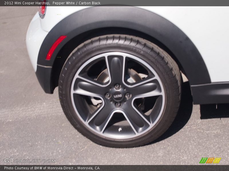 Pepper White / Carbon Black 2012 Mini Cooper Hardtop
