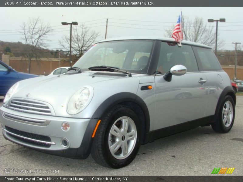 Pure Silver Metallic / Octagon Tartan Red/Panther Black 2006 Mini Cooper Hardtop