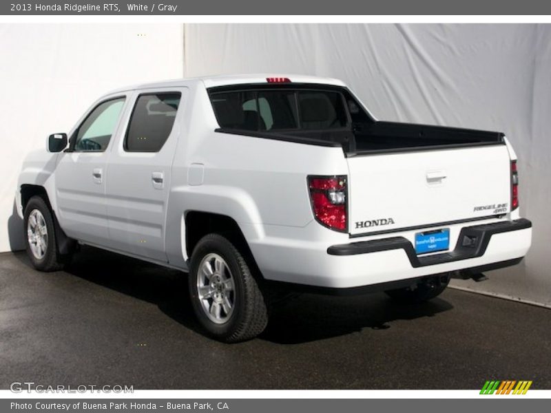 White / Gray 2013 Honda Ridgeline RTS