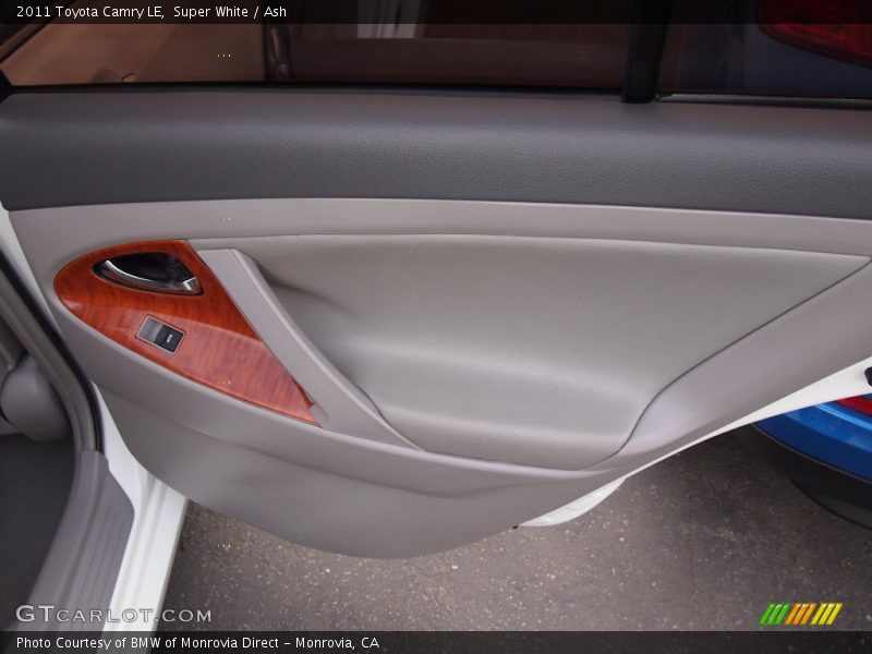 Super White / Ash 2011 Toyota Camry LE